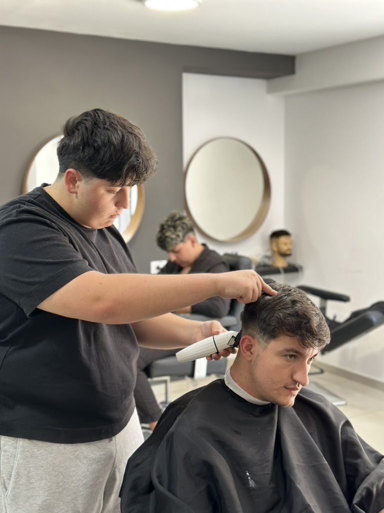 Tunsoare realizata de Curelar Brian